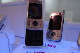 8号馆中国普天产品秀 2005年中国国际通信设备技术展上的通讯设备修理技术